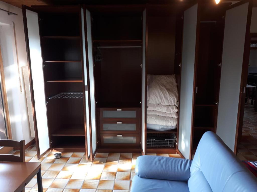 Karl-Stieler-Str. One Room In A 2 Room Appartment ; Lot Space Bruckmuhl Bagian luar foto